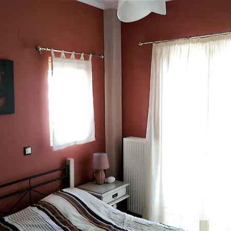 Apartament Maria's Rose Garden *