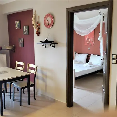 Maria's Rose Garden Apartment Lefkada City