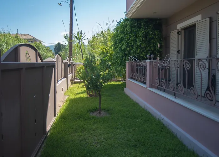 Maria's Rose Garden Διαμέρισμα